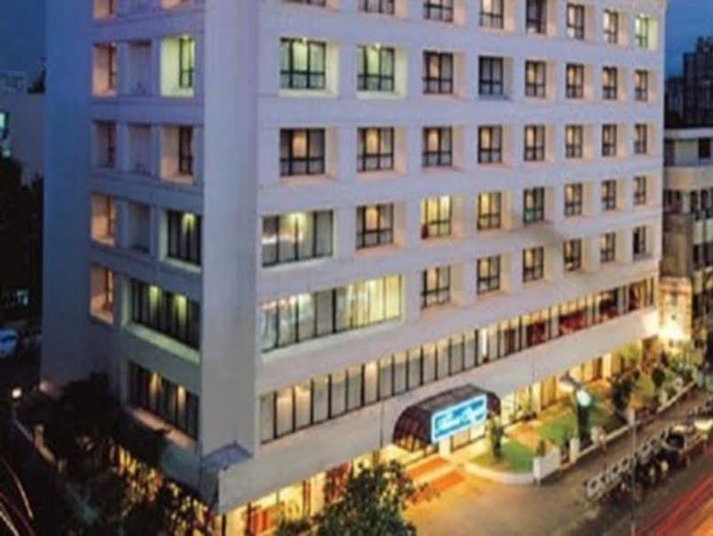 The Avenue Regent Hotel Kochi Eksteriør billede